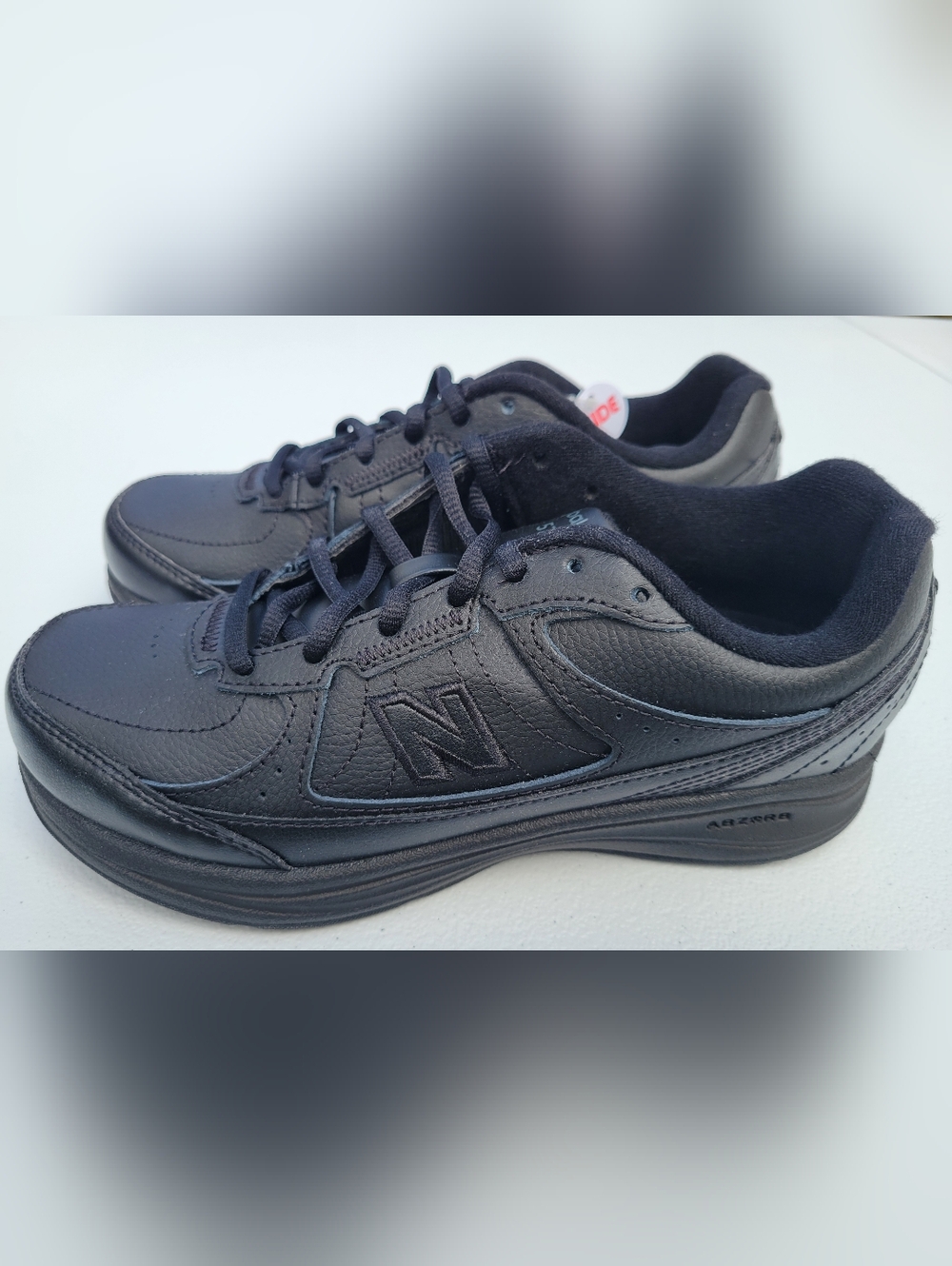 Womens 6.5 Wide. New Balance 577v1 women’s sneakers in black, brand new in box - Picture 7 of 8